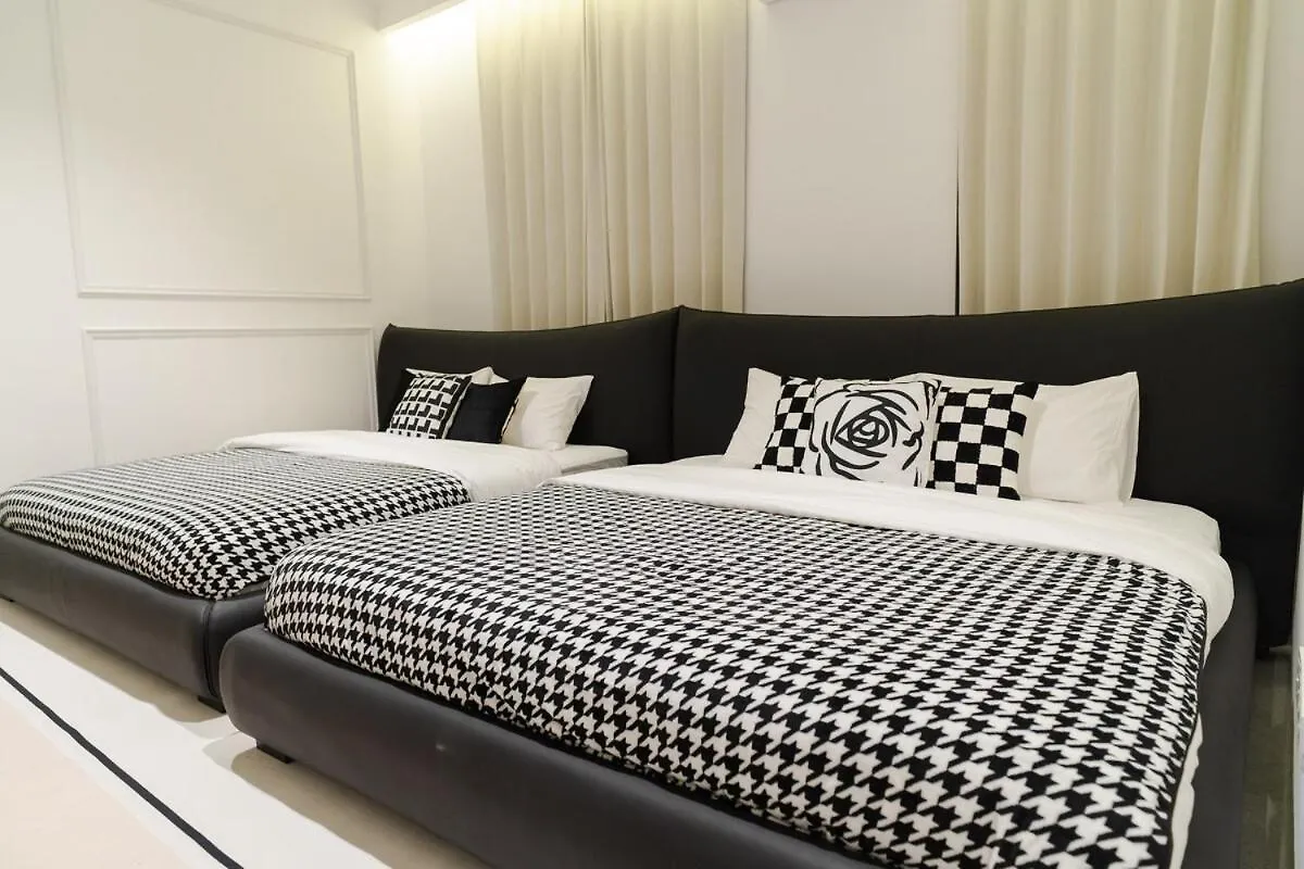 Holiday home Georgetown Chanel-Style Jacuzzi & Ktv 5Br 18Pax F