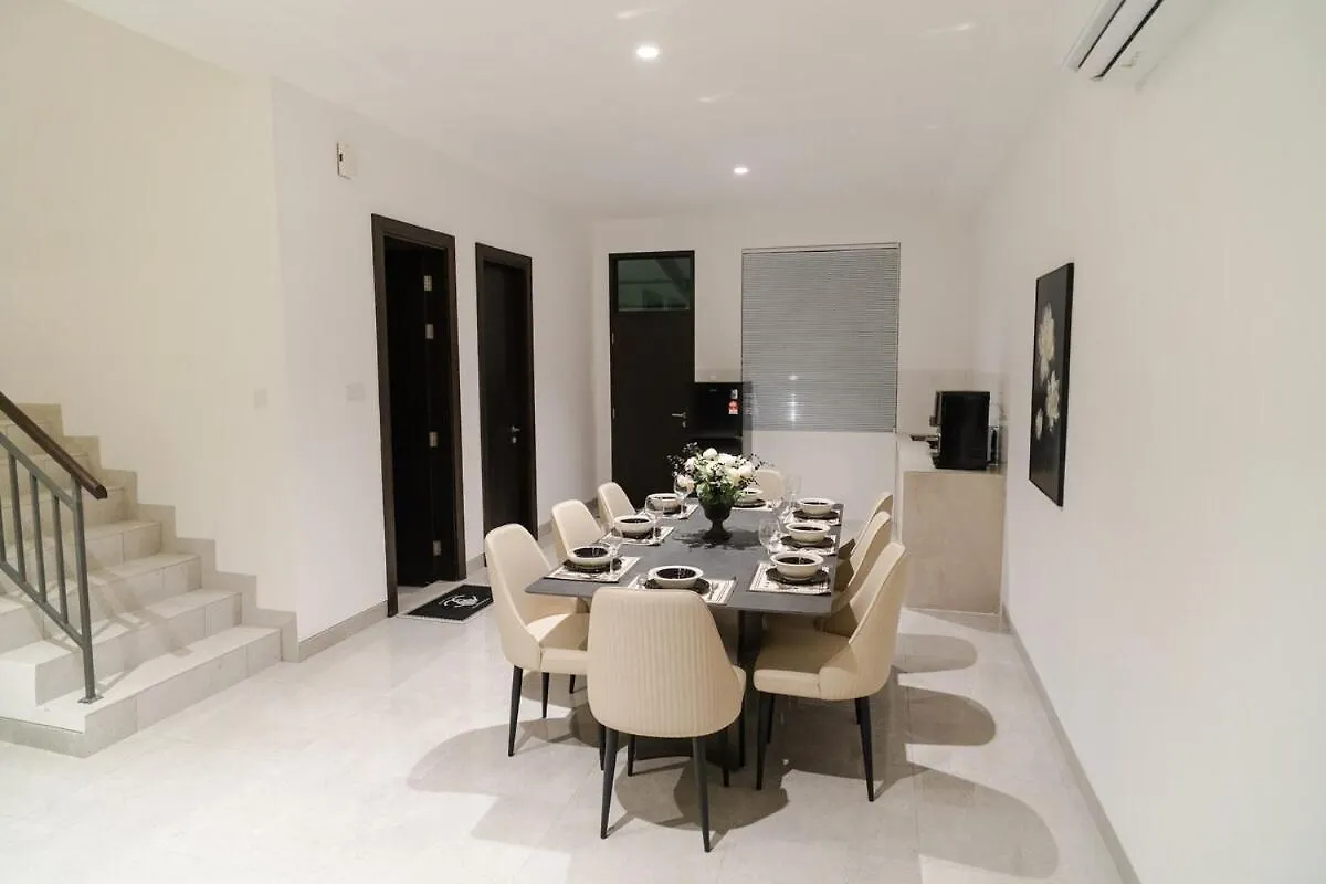 Georgetown Chanel-Style Jacuzzi & Ktv 5Br 18Pax F Holiday home